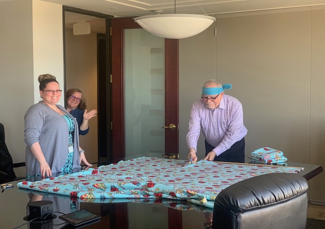 blanket cutting